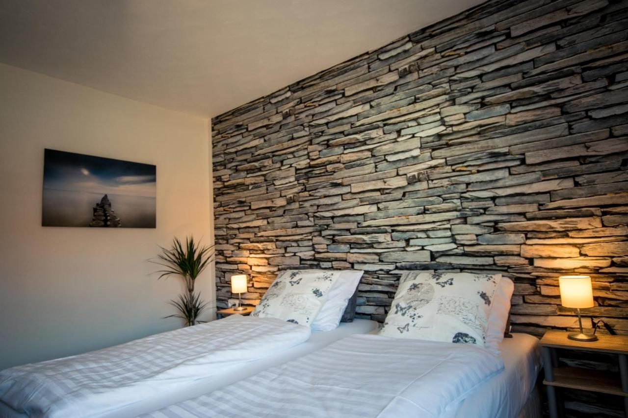 Hotel Crasborn Thorn Extérieur photo