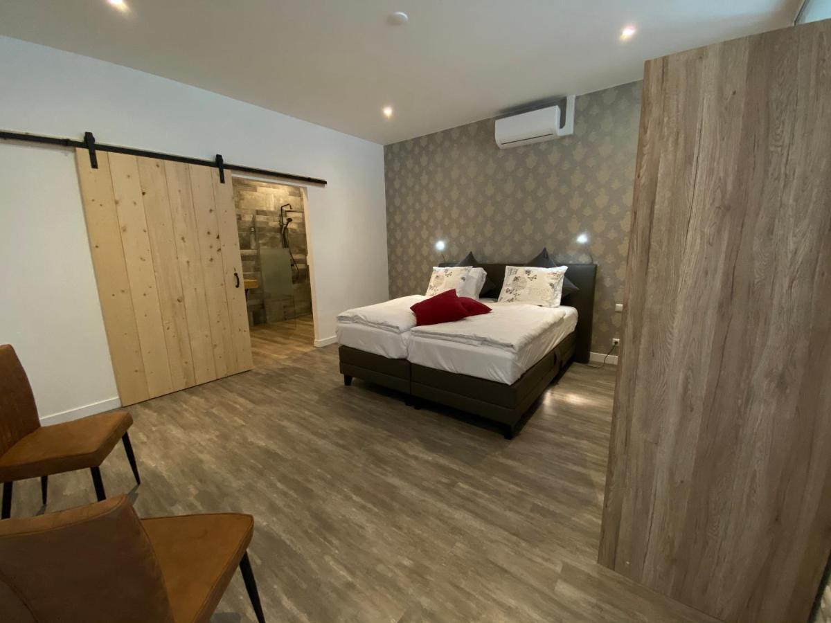 Hotel Crasborn Thorn Extérieur photo
